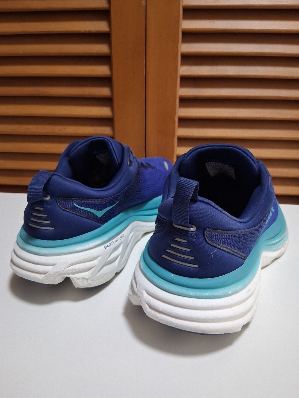 Hoka Bondi 8 Dark Blue Women's Running Shoe * Size: 7B - Picture 5 of 8